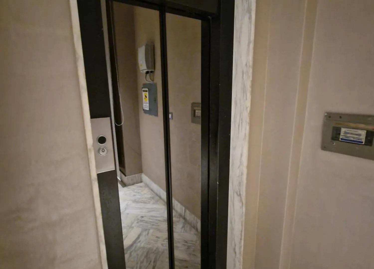 Sami Rooms Due - Teatro A 400 Mt - Ortigia A 1500 Mt - Syracuse 0*,
