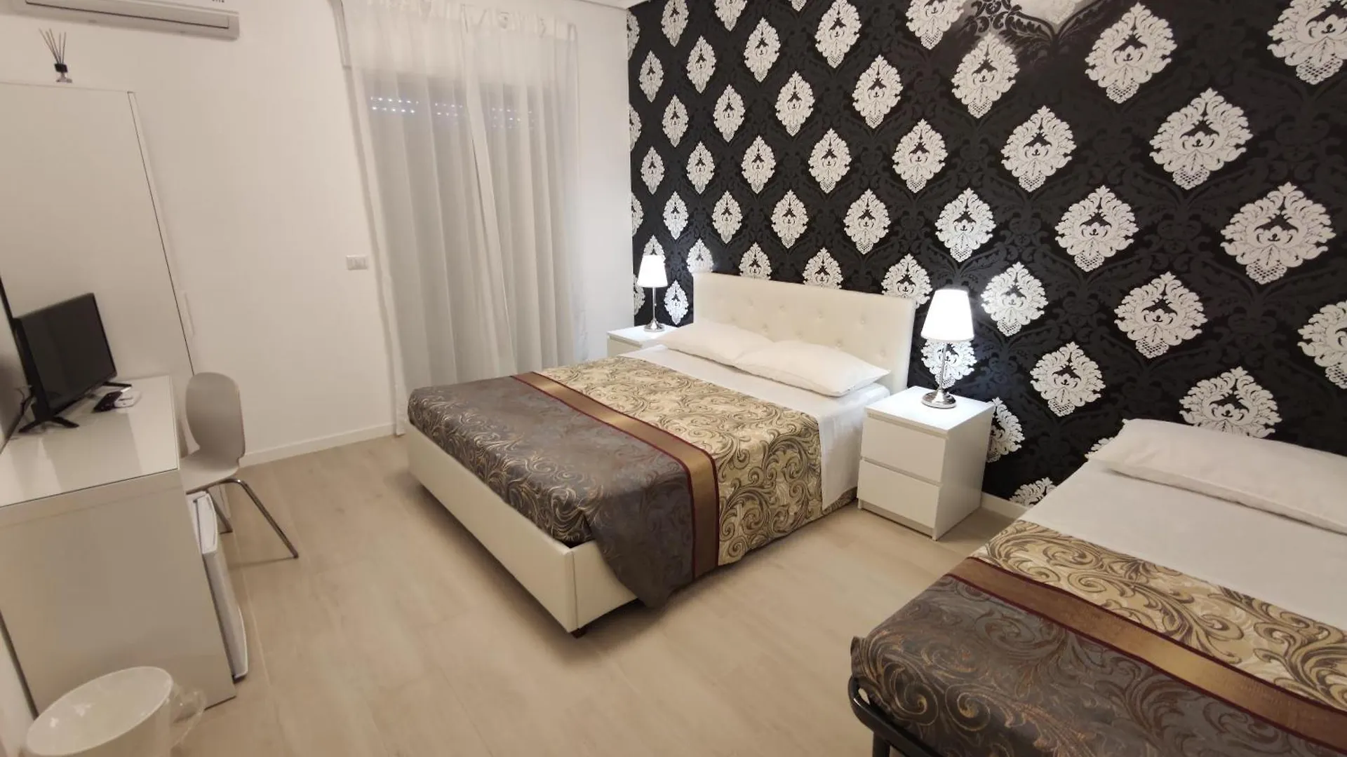Sami Rooms Due - Teatro A 400 Mt - Ortigia A 1500 Mt - Syracuse Guest house