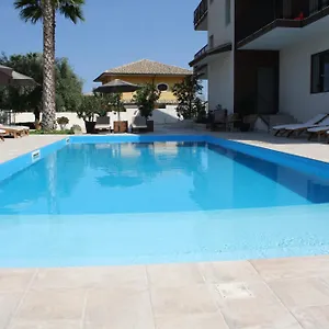 Amada Siracusa סירקוזה